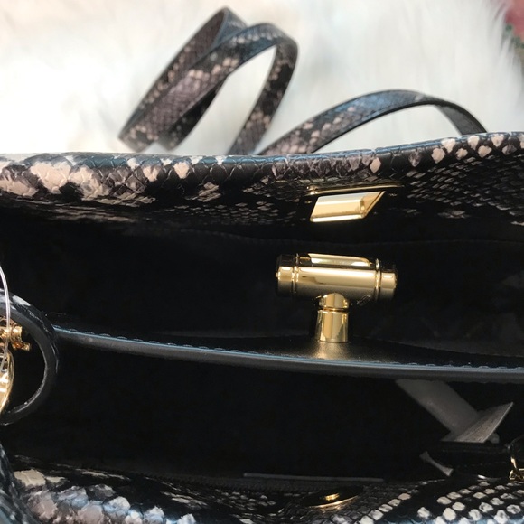 COPY - Michael Kors Penelope MD  Satchel - Picture 3 of 6
